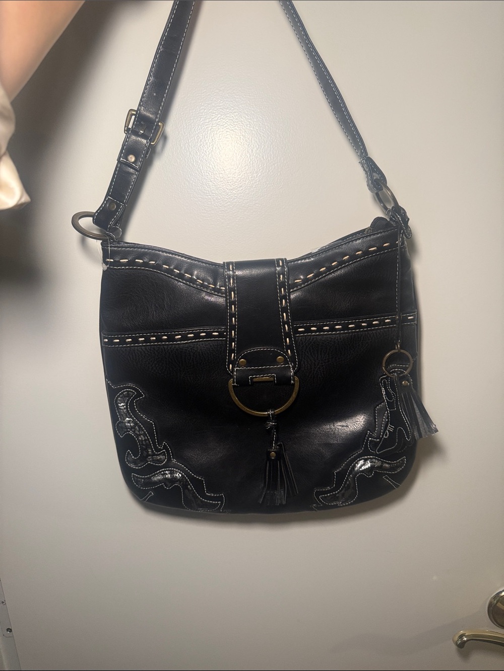 Black Women’s Leather Shoulder Bag with Tassel Accent